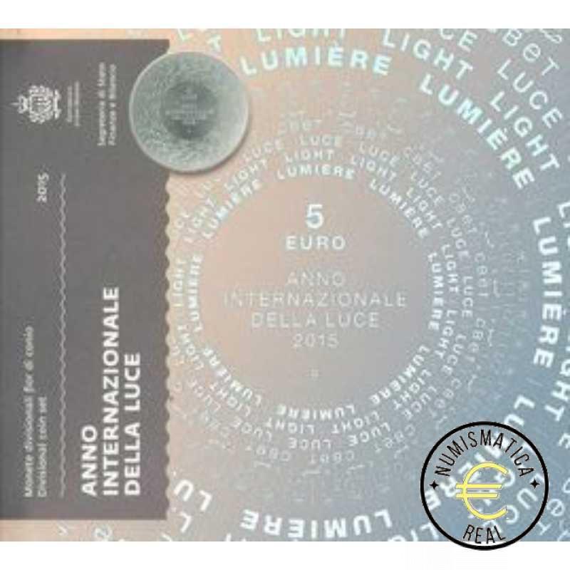 SAN MARINO 2015 CARTERA 9 VALORES KMS CALIDAD BU - DE 1 CENT A 2 EUROS + 5 EUROS DE PLATA "AÑO DE LA LUZ" - EN CARTERA OFICIAL - EUROSET.